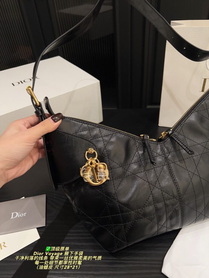Dior Voyage Underarm Handbag Clean Lines, Elegant And Fashionable - Image 9
