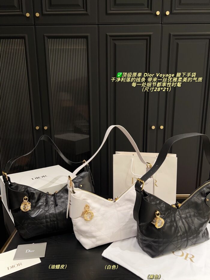 Dior Voyage Underarm Handbag Clean Lines, Elegant And Fashionable - Image 10