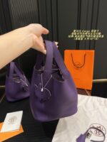 Hermes Cargo Tote Bag Iris Purple Classic And Sophisticated, Elevating Your Style - Image 3