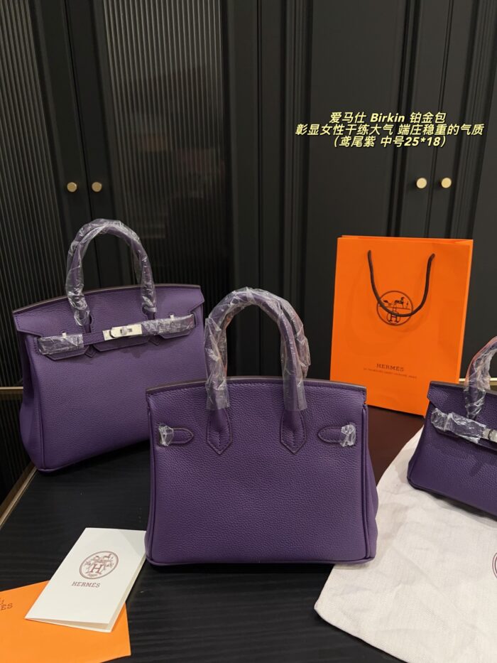 Hermès Birkin Platinum Bag Iris Purple Togo Silver Buckle Elegant And Sophisticated - Image 4