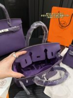 Hermès Birkin Platinum Bag Iris Purple Togo Silver Buckle Elegant And Sophisticated - Image 5