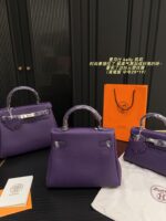 Hermès Kelly Togo Iris Purple Kelly Bag Elegant, Versatile, And Exudes Sophistication - Image 4