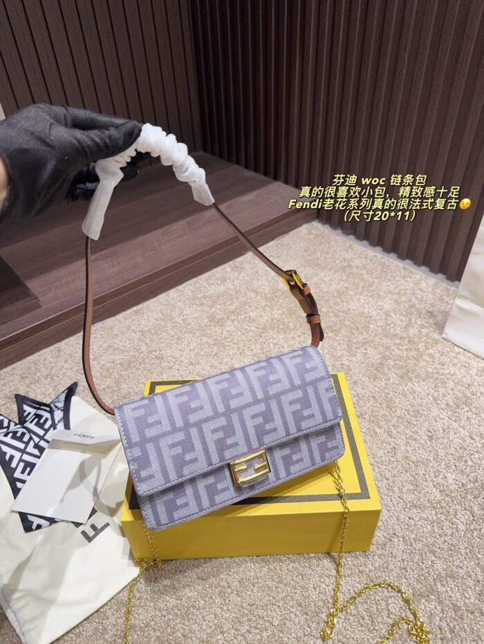 Fendi Monogram Series Woc Chain Bag Gold-Tone Chain For Crossbody Wear Exquisite Vintage Charm - Image 5