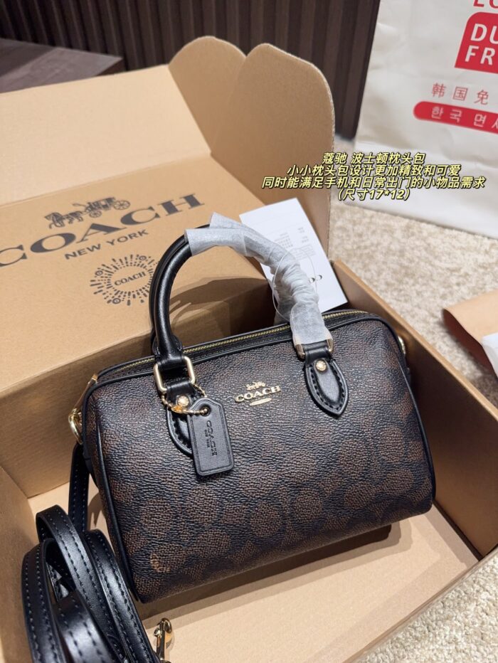 Coach Boston Pillow Bag: Exquisite, Adorable, Spacious, Versatile - Image 2