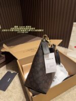 Coach Laurel Wander Bag - Vintage Print With Brown And Black Accents Classic Heritage Style Handheld, Crossbody, Or Shoulder Carry Commuter Bag Generous Capacity Zip Closure - Image 4