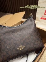 Coach Laurel Wander Bag - Vintage Print With Brown And Black Accents Classic Heritage Style Handheld, Crossbody, Or Shoulder Carry Commuter Bag Generous Capacity Zip Closure - Image 6