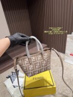 Fendi Mini Basket Tote Bag Versatile Classic, Exquisite And Adorable - Image 2