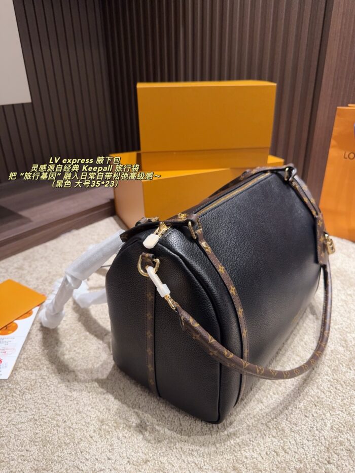 Louis Vuitton Lv Express Underarm Bag Triple-Strap Design Inspired By The Keepall Travel Bag Multi-Scenario Adaptability - Image 4