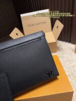 Louis Vuitton Briefcase Black Classic Colourway Metal Logo Accents Solid And Dignified Fashionable And Elegant - Image 5