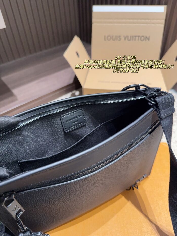 Louis Vuitton Briefcase Black Classic Colourway Metal Logo Accents Solid And Dignified Fashionable And Elegant - Image 8