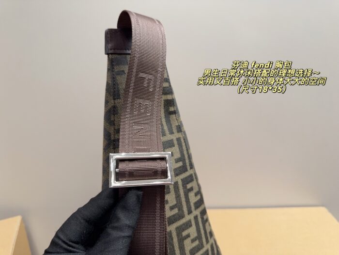 Fendi Men'S Casual Crossbody Bag Hardwearing, Versatile And Spacious - Image 8