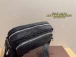 Burberry Crossbody Waist Bag Minimalist, Casual Comfortable And Energetic - Image 6