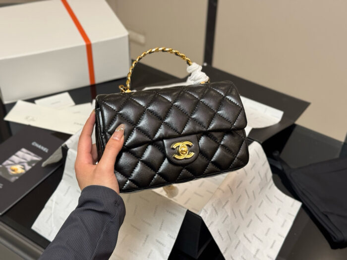 Chanel 23S Handle Mini Cf Oiled Lambskin Vintage Twist-Lock Handbag - Image 5