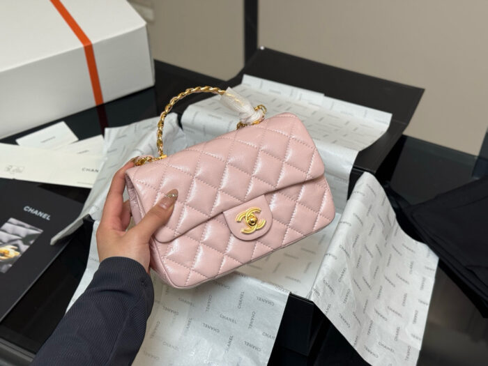 Chanel 23S Handle Mini Cf Oiled Lambskin Vintage Twist-Lock Handbag - Image 12
