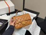 Chanel 23S Handle Mini Cf Oiled Lambskin Vintage Twist-Lock Handbag - Image 15