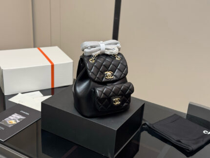 Chanel Duma Backpack Luxurious Lambskin Texture Can Be Worn As A Shoulder Bag, Backpack Or Carried By Hand