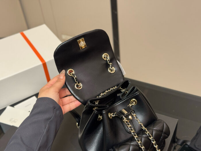 Chanel Duma Backpack Luxurious Lambskin Texture Can Be Worn As A Shoulder Bag, Backpack Or Carried By Hand - Image 3