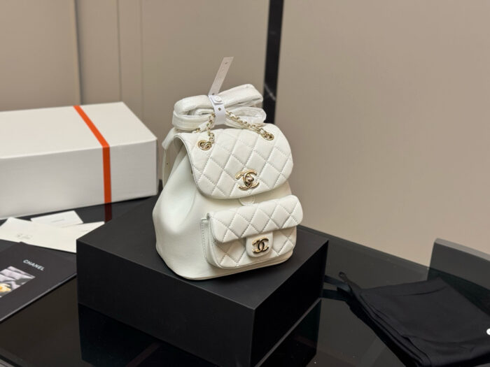Chanel Duma Backpack Luxurious Lambskin Texture Can Be Worn As A Shoulder Bag, Backpack Or Carried By Hand - Image 11