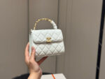 Chanel 23P Kelly Quilted Calfskin Handbag - Image 9