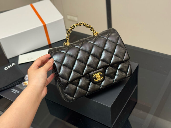 Chanel 24B Black Gold Chain Handle Bag Twisted Chain Polished Oil-Waxed Lambskin Light Gold Hardware - Image 10