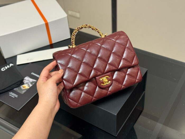 Chanel 24B Black Gold Chain Handle Bag Twisted Chain Polished Oil-Waxed Lambskin Light Gold Hardware - Image 14