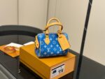 Louis Vuitton Speedy18 New Cushion Bag With Folding Box - Image 9