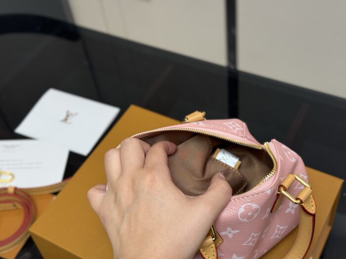 Louis Vuitton Speedy18 New Cushion Bag With Folding Box - Image 5