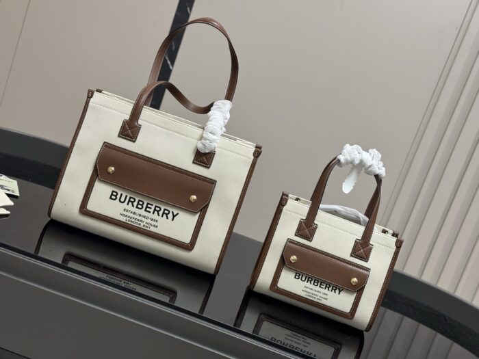 Burberry Freya Canvas Tote Bag Retro College Style Pink - Image 2