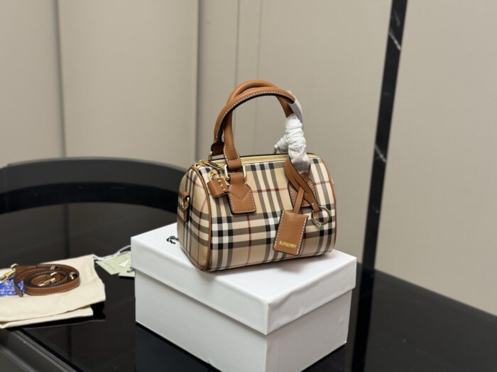 Burberry Check Pillow Bag | Multiple Colour Options | Handheld Crossbody Bag - Image 10