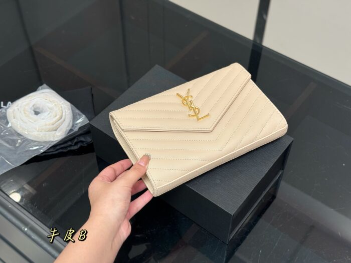 Yves Saint Laurent Woc Envelope Bag Cowhide Leather Can Be Worn Crossbody Or Underarm - Image 15