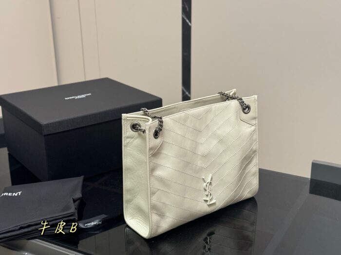 Yves Saint Laurent Niki Shopping Bag Crumpled Oil-Waxed Cowhide Tote - Image 1
