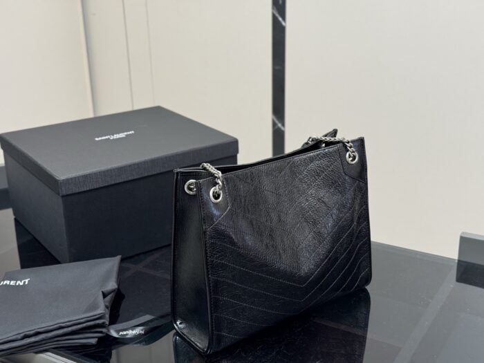 Yves Saint Laurent Niki Shopping Bag Crumpled Oil-Waxed Cowhide Tote - Image 8