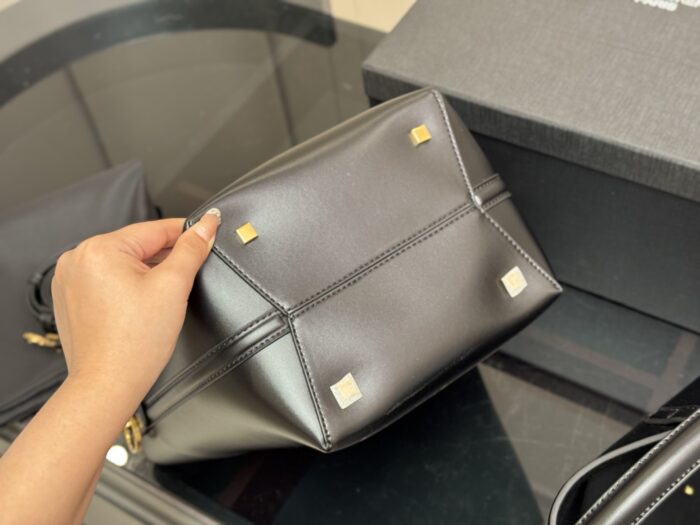 Yves Saint Laurent Le37 Calfskin Bucket Bag - Handheld, Shoulder, Multiple Carry Options - Image 9
