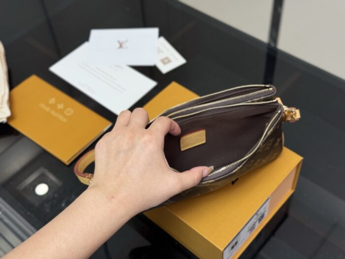 Louis Vuitton Mahjong Bag Dual-Strap Design Can Be Worn Crossbody, Over The Shoulder Or Carried By Hand Adorable And Practical! - Image 4