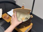Louis Vuitton Saumur Bb Twin Star Messenger Bag With Long Shoulder Strap And Foldable Box - Image 4