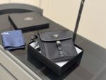 Prada Hobo Vintage Crossbody Bag Stylish And Versatile Men'S Style