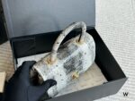 Chanel 23P Coco Handle Snake-Patterned Handbag Wear-Resistant - Image 2