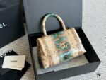 Chanel 23P Coco Handle Snake-Patterned Handbag Wear-Resistant - Image 14