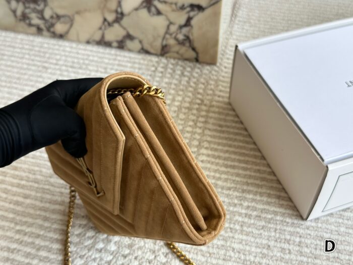 Yves Saint Laurent Woc Envelope Bag Satin Leather Crossbody/Underarm Bag - Image 4