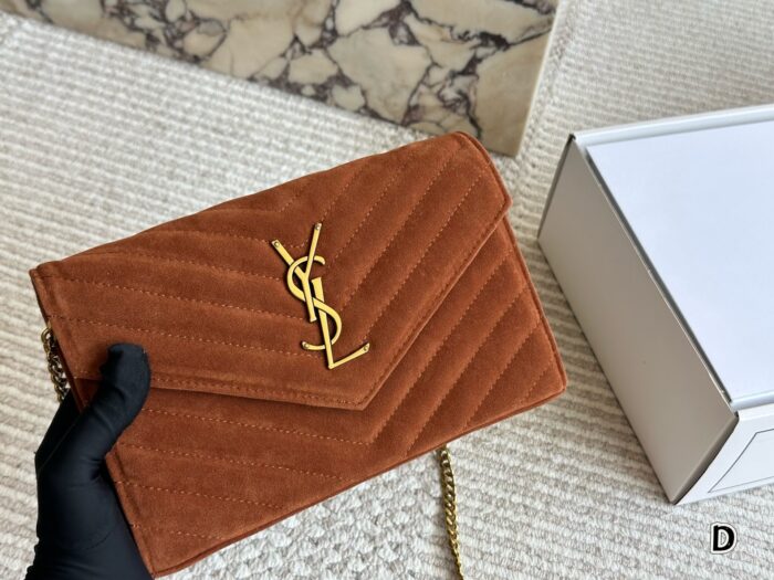 Yves Saint Laurent Woc Envelope Bag Satin Leather Crossbody/Underarm Bag - Image 12