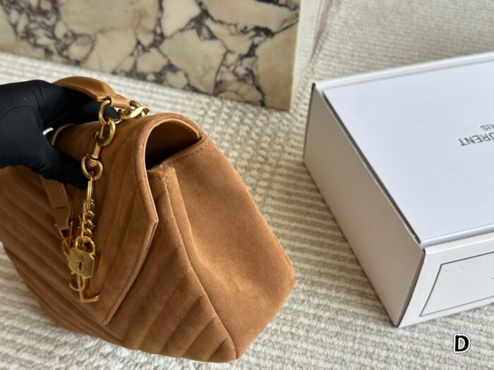Yves Saint Laurent Messenger Bag  Original Rugged Gold-Plated Chain Monogram Logo Spacious Chain Bag - Image 3