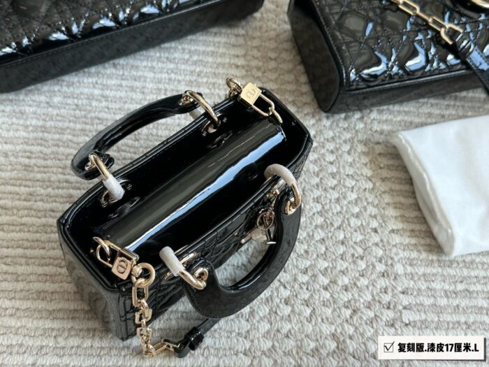Dior D-Joy Patent Leather Diamond Quilted Handbag - Multiple Carry Options - New Arrival - Image 5