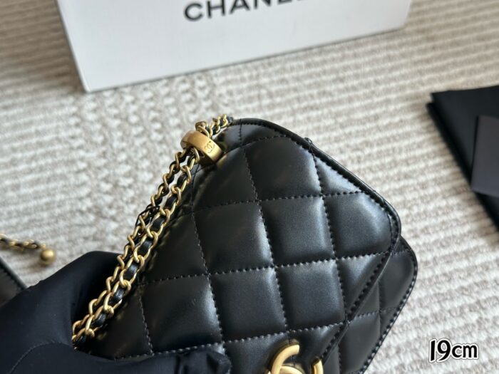 Chanel 2022 New Double Small Gold Ball Adjustable Woc Vintage Bag - Image 4