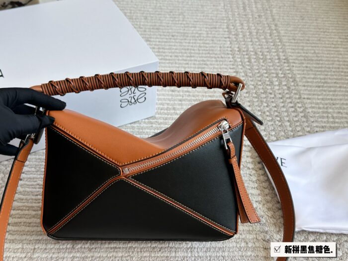 Loewe Puzzle Geometric Bag - Artisanal Handle Craft Edition - Image 8