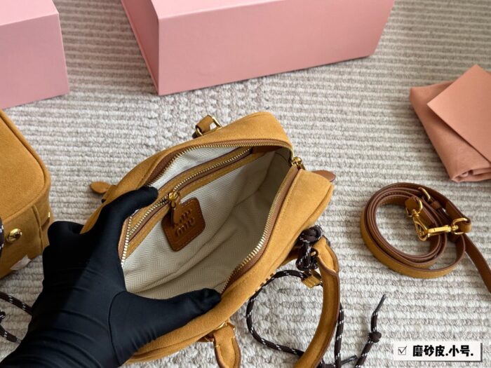 Miu Miu Bowling Bag/Briefcase Handheld Or Crossbody Ample Capacity Sweet Little Handbag - Image 9