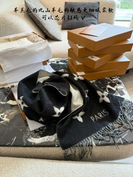 Louis Vuitton Scarf Collection 100% Cashmere Versatile Warmth