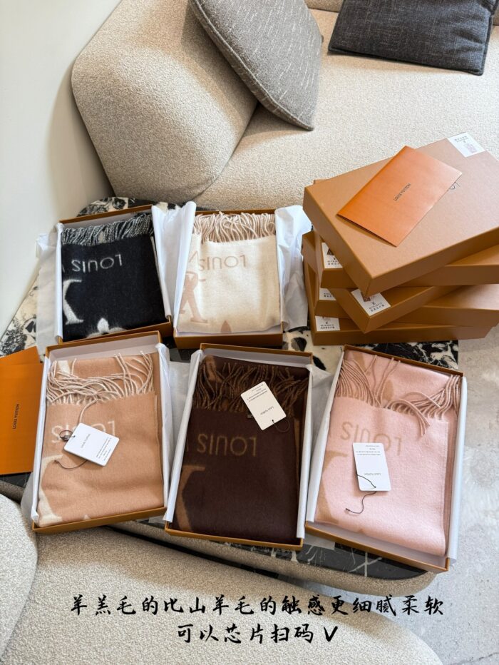 Louis Vuitton Scarf Collection 100% Cashmere Versatile Warmth - Image 10
