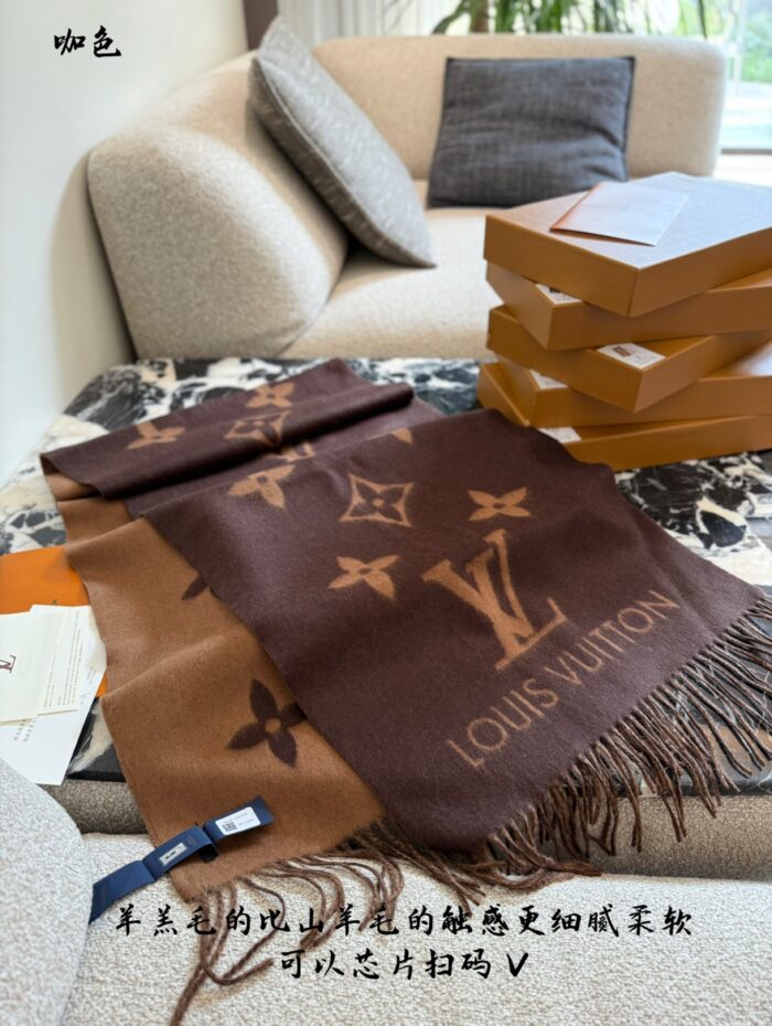 Louis Vuitton Scarf Collection 100% Cashmere Versatile Warmth - Image 14