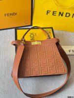 Fendi Peekaboo Seeu 2025 Summer New Arrival Woven Handbag And Crossbody Bag - Image 2