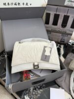 Balenciaga Hourglass Bag Soft Leather Chain Bag Multiple Compartments Durable Underarm Or Crossbody Carry - Image 2